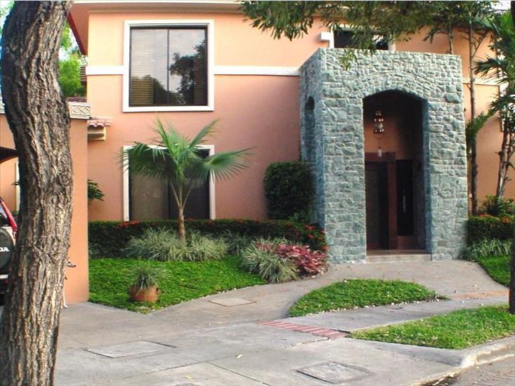 Casa en venta Samborondon Palmar del Rio